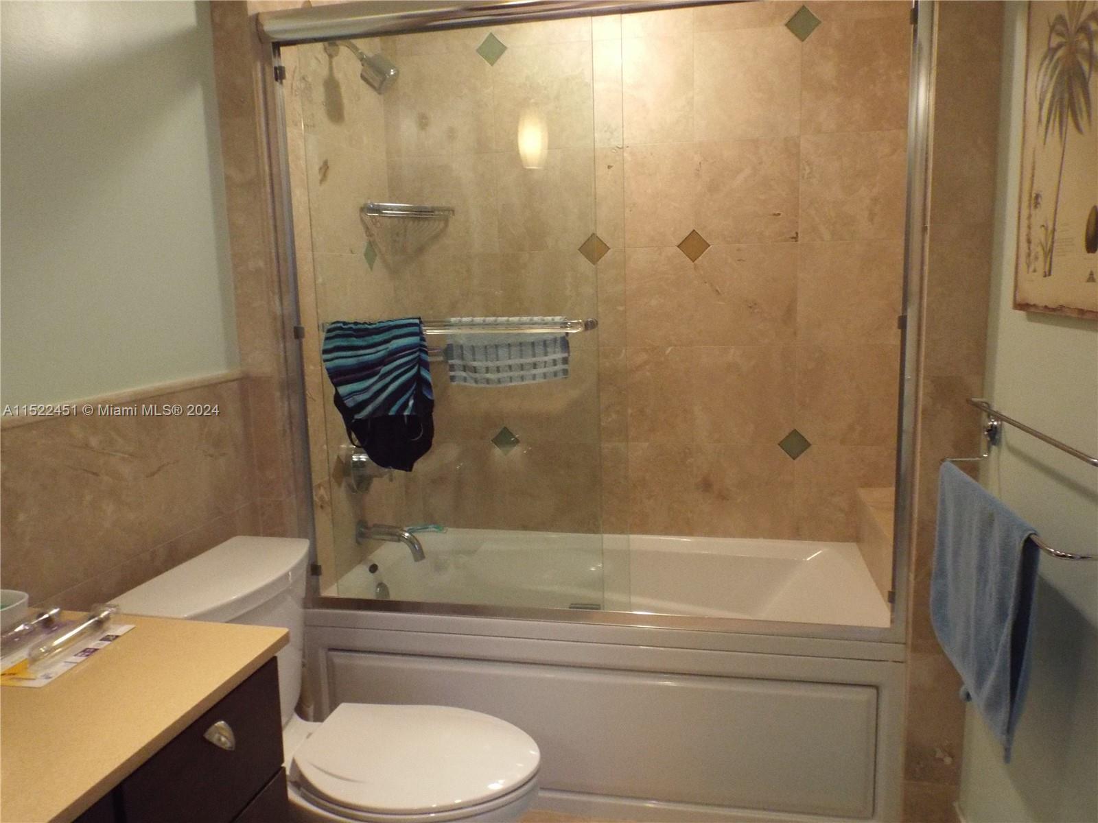 1880 Ocean Dr, Hallandale Beach, FL, 33009 United States, 2 Bedrooms Bedrooms, ,2 BathroomsBathrooms,Residential,For Sale,Ocean Dr,A11522451