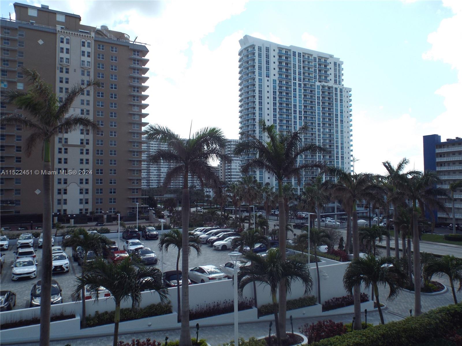 1880 Ocean Dr, Hallandale Beach, FL, 33009 United States, 2 Bedrooms Bedrooms, ,2 BathroomsBathrooms,Residential,For Sale,Ocean Dr,A11522451