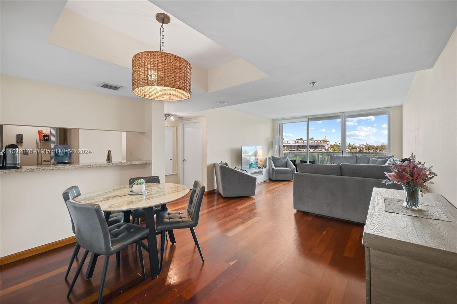 650 West Ave 504, Miami Beach, Florida 33139, 1 Bedroom Bedrooms, ,1 BathroomBathrooms,Residential,For Sale,650 West Ave 504,A11522376