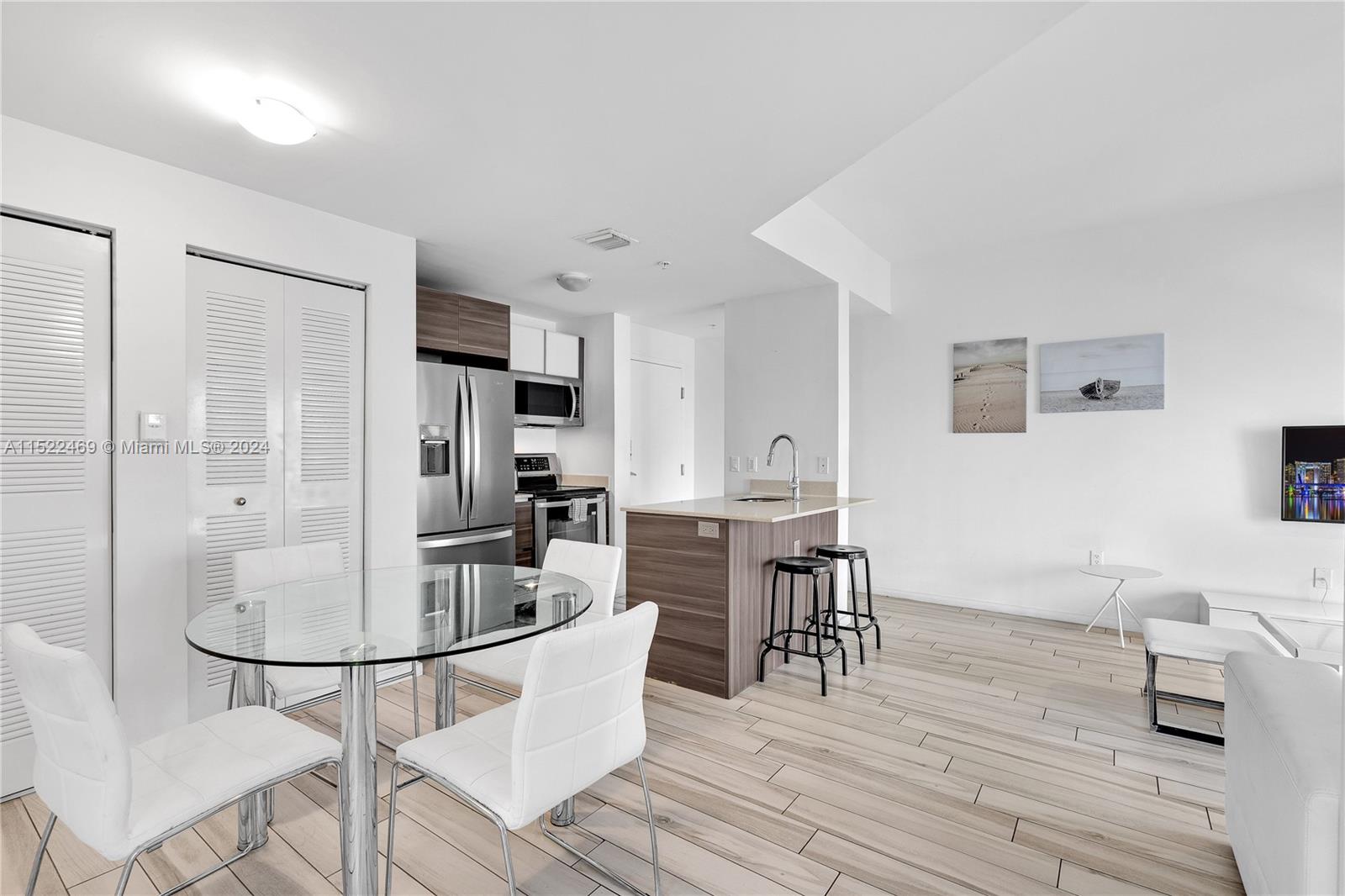 481 NE 29th St 403, Miami, Florida 33137, 2 Bedrooms Bedrooms, ,2 BathroomsBathrooms,Residential,For Sale,481 NE 29th St 403,A11522469