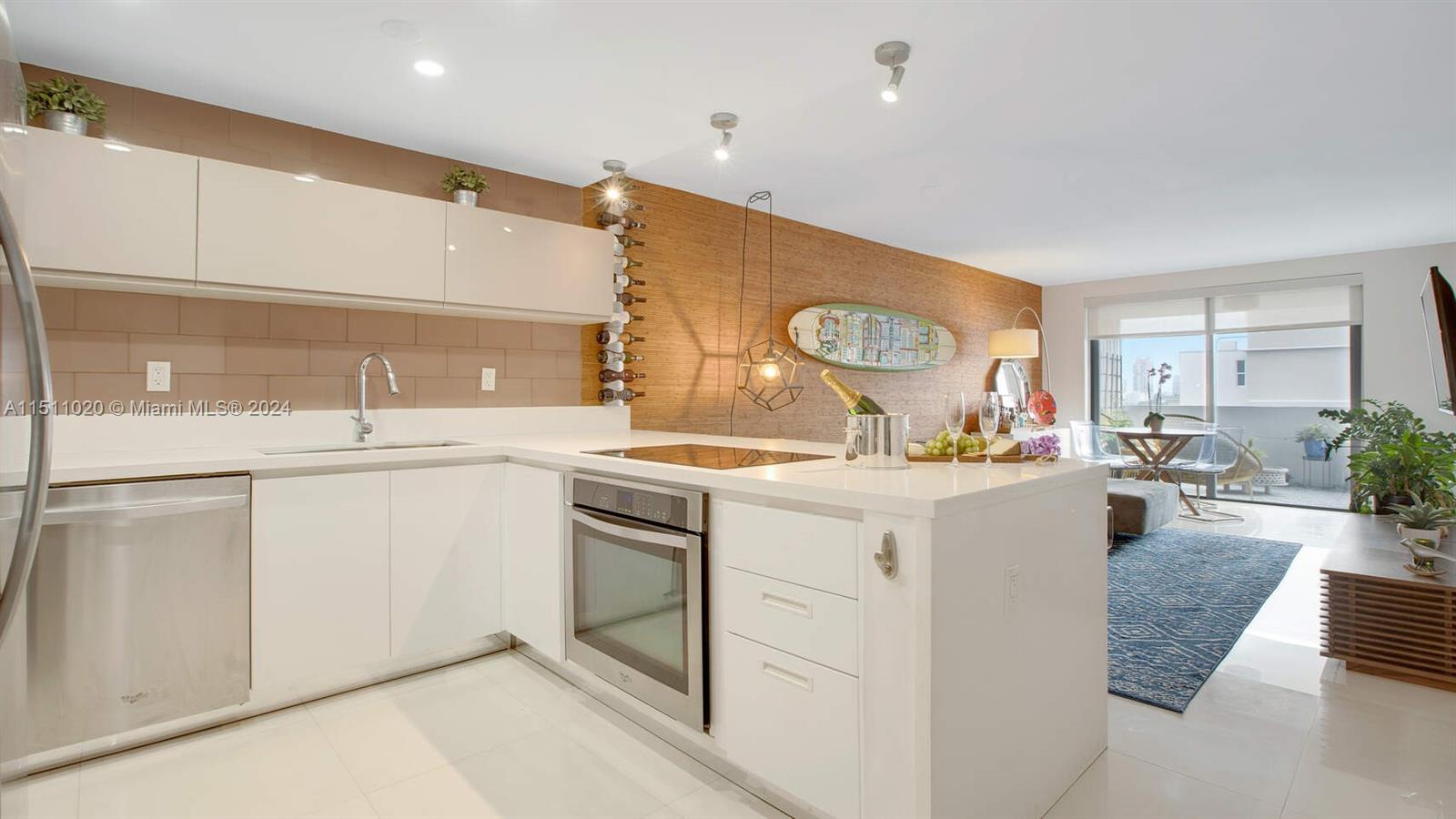 1331 Lincoln Rd 1104, Miami Beach, Florida 33139, 2 Bedrooms Bedrooms, ,2 BathroomsBathrooms,Residential,For Sale,1331 Lincoln Rd 1104,A11511020