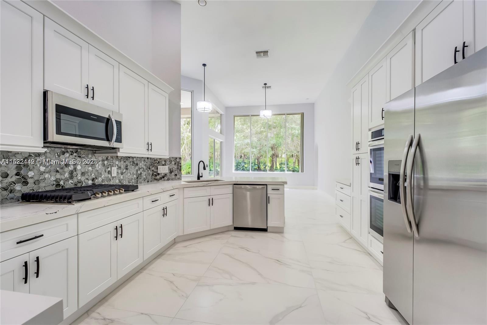 10440 Trianon Pl, Wellington, FL, 33449 United States, 5 Bedrooms Bedrooms, ,4 BathroomsBathrooms,Residential,For Sale,Trianon Pl,A11522442