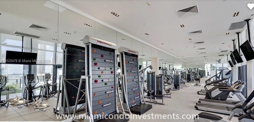 1600 NE 1st Ave 1808, Miami, Florida 33132, 2 Bedrooms Bedrooms, ,2 BathroomsBathrooms,Residentiallease,For Rent,1600 NE 1st Ave 1808,A11522478