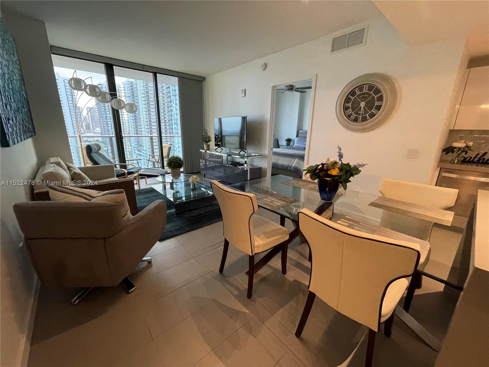 1600 NE 1st Ave 1808, Miami, Florida 33132, 2 Bedrooms Bedrooms, ,2 BathroomsBathrooms,Residentiallease,For Rent,1600 NE 1st Ave 1808,A11522478