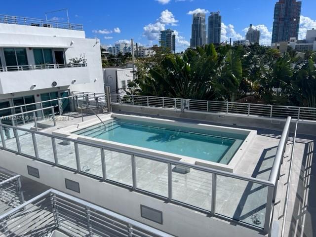 421 Meridian Ave 18, Miami Beach, Florida 33139, 2 Bedrooms Bedrooms, ,2 BathroomsBathrooms,Residentiallease,For Rent,421 Meridian Ave 18,A11522473