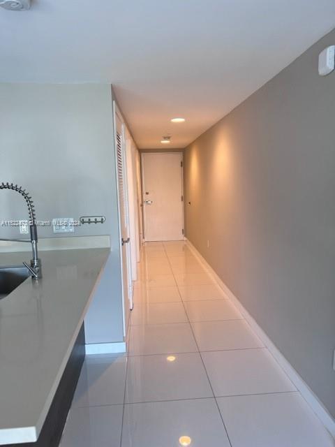 421 Meridian Ave 18, Miami Beach, Florida 33139, 2 Bedrooms Bedrooms, ,2 BathroomsBathrooms,Residentiallease,For Rent,421 Meridian Ave 18,A11522473