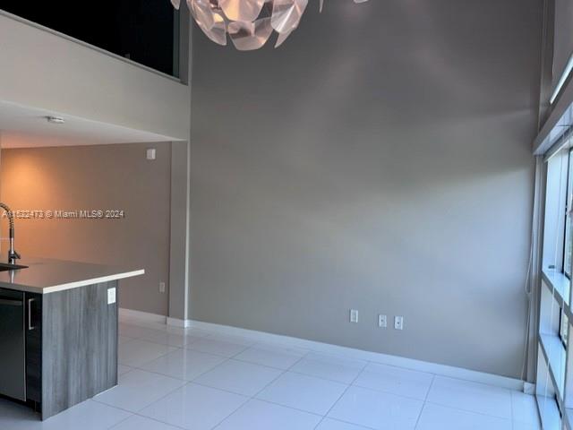 421 Meridian Ave 18, Miami Beach, Florida 33139, 2 Bedrooms Bedrooms, ,2 BathroomsBathrooms,Residentiallease,For Rent,421 Meridian Ave 18,A11522473