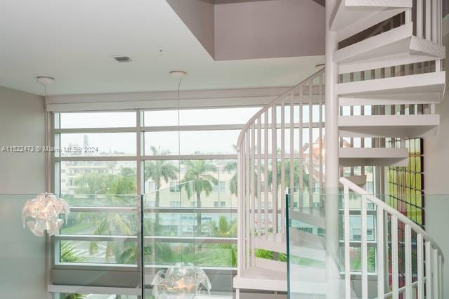 421 Meridian Ave 18, Miami Beach, Florida 33139, 2 Bedrooms Bedrooms, ,2 BathroomsBathrooms,Residentiallease,For Rent,421 Meridian Ave 18,A11522473