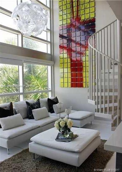 421 Meridian Ave 18, Miami Beach, Florida 33139, 2 Bedrooms Bedrooms, ,2 BathroomsBathrooms,Residentiallease,For Rent,421 Meridian Ave 18,A11522473