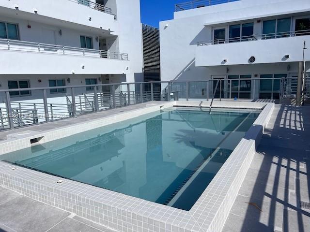 421 Meridian Ave 18, Miami Beach, Florida 33139, 2 Bedrooms Bedrooms, ,2 BathroomsBathrooms,Residentiallease,For Rent,421 Meridian Ave 18,A11522473