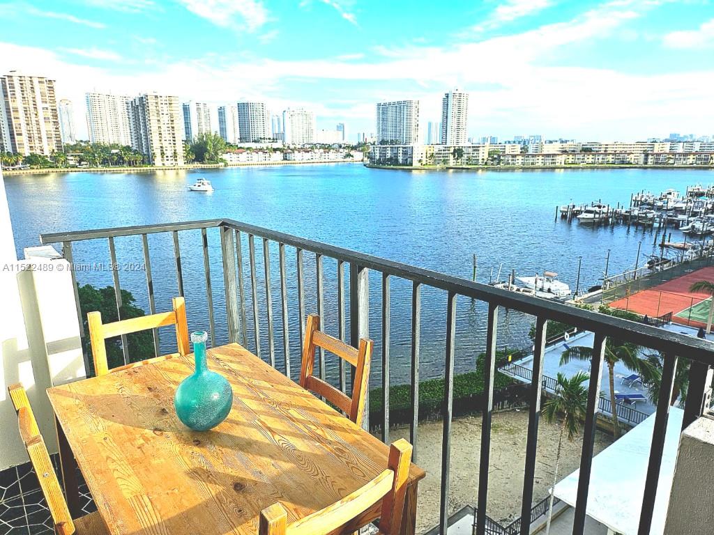 2780 183rd St, Aventura, FL, 33160 United States, 2 Bedrooms Bedrooms, ,2 BathroomsBathrooms,Residential,For Sale,183rd St,A11522489