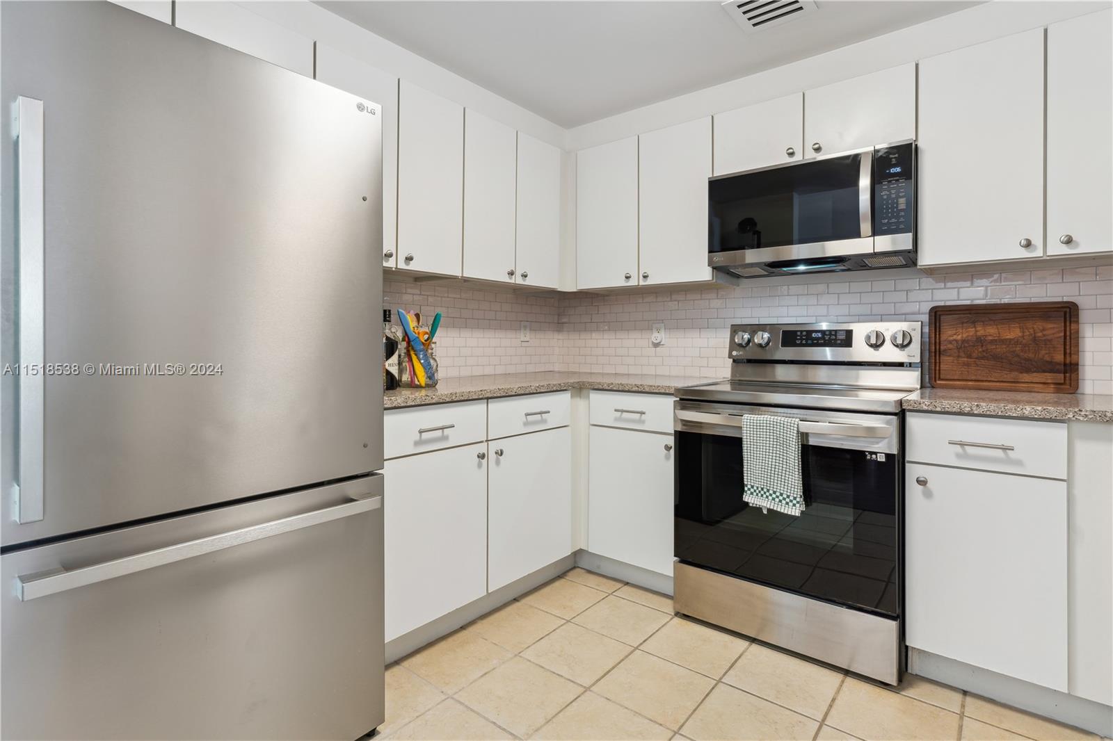 1250 S Miami Ave 2106, Miami, Florida 33130, 2 Bedrooms Bedrooms, ,2 BathroomsBathrooms,Residential,For Sale,1250 S Miami Ave 2106,A11518538