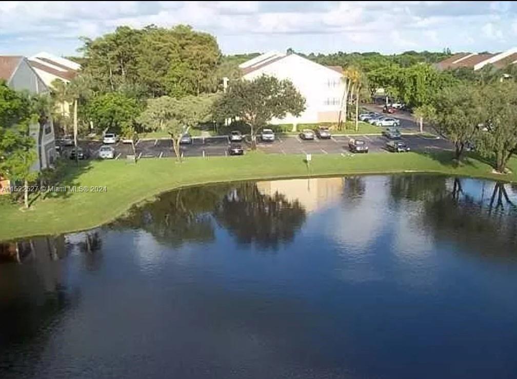 8040 Hampton Blvd 307, North Lauderdale, Florida 33068, 2 Bedrooms Bedrooms, ,2 BathroomsBathrooms,Residentiallease,For Rent,8040 Hampton Blvd 307,A11522527