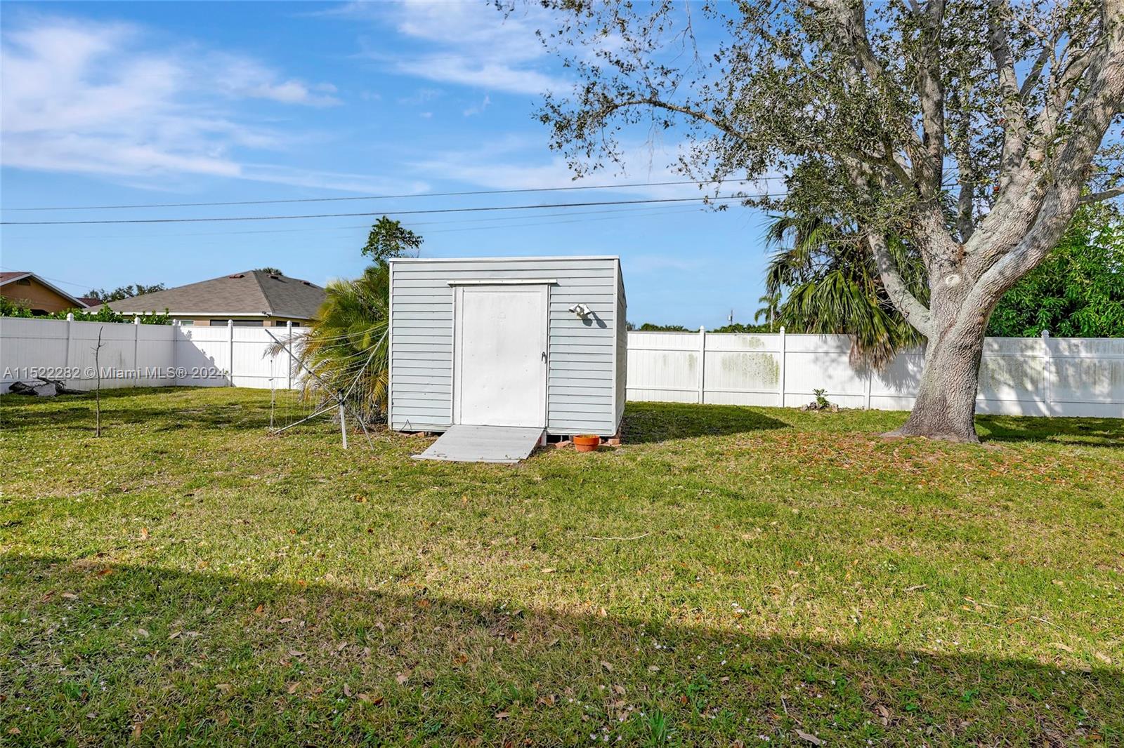 153 SE 25 Lane, Cape Coral, FL, 33904 United States, 3 Bedrooms Bedrooms, ,2 BathroomsBathrooms,Residential,For Sale,SE 25 Lane,A11522282