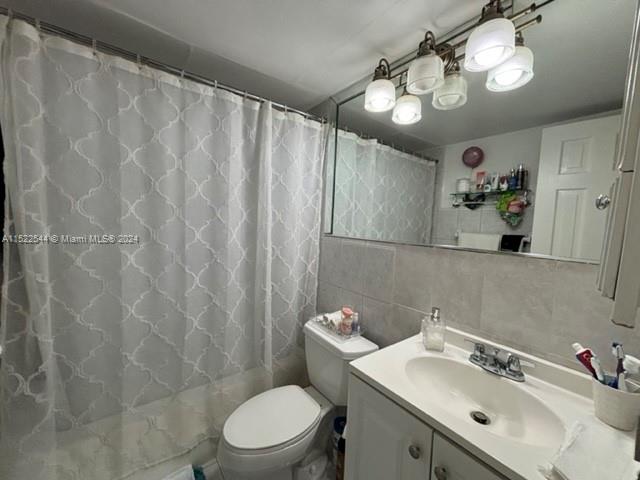 1780 79th St Cswy, North Bay Village, FL, 33141 United States, 1 Bedroom Bedrooms, ,1 BathroomBathrooms,Residential,For Sale,79th St Cswy,A11522544