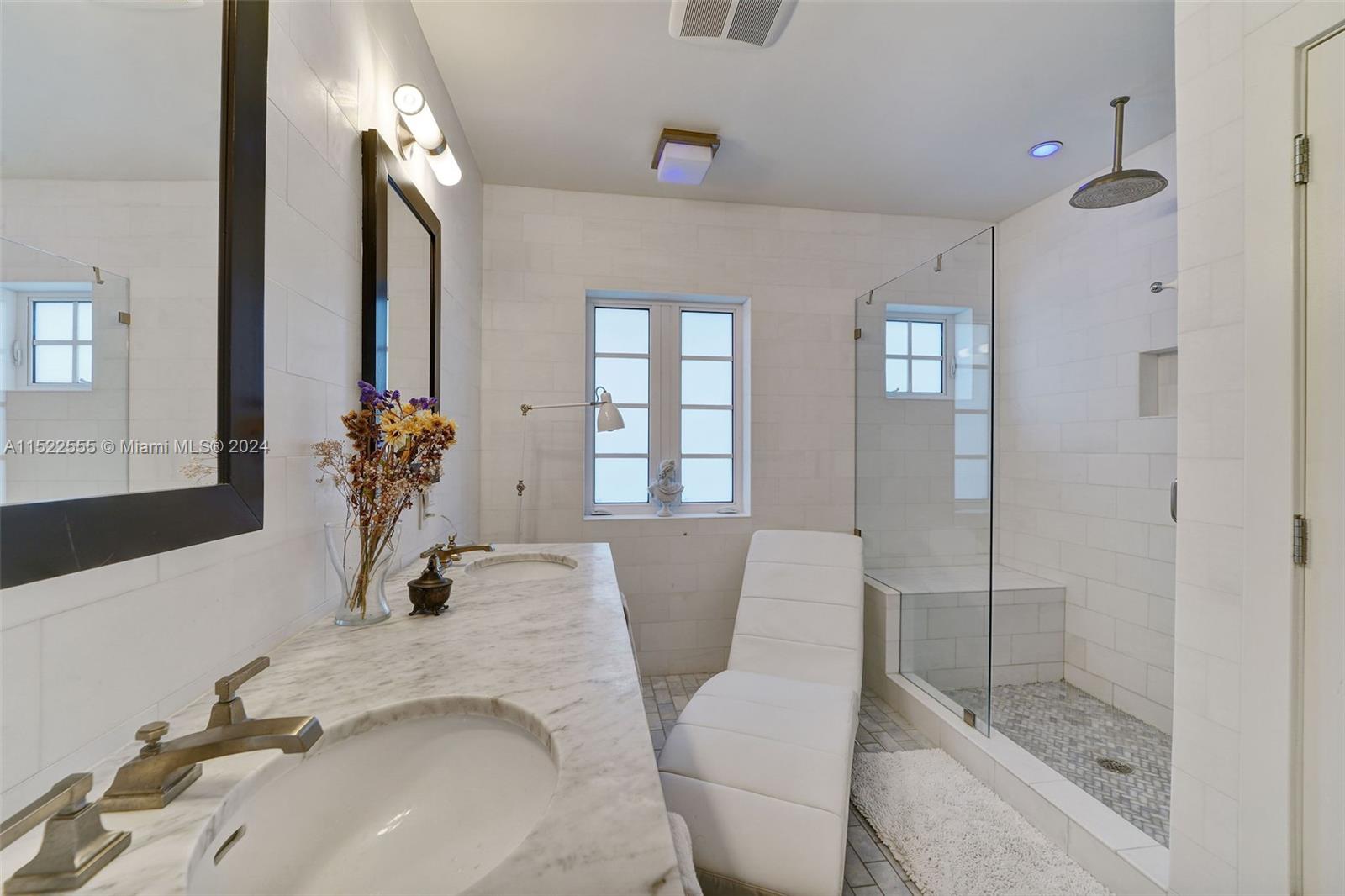 1244 Michigan Ave, Miami Beach, FL, 33139 United States, 5 Bedrooms Bedrooms, ,4 BathroomsBathrooms,Residential,For Sale,Michigan Ave,A11522555