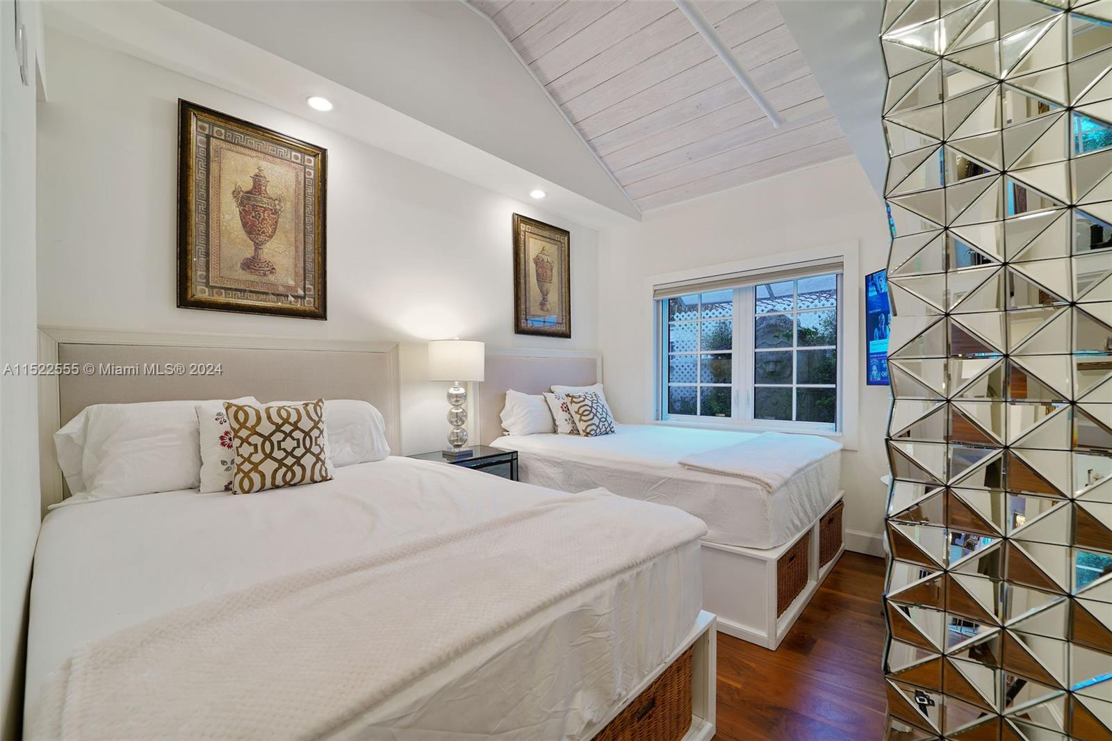 1244 Michigan Ave, Miami Beach, Florida 33139, 5 Bedrooms Bedrooms, ,4 BathroomsBathrooms,Residential,For Sale,1244 Michigan Ave,A11522555