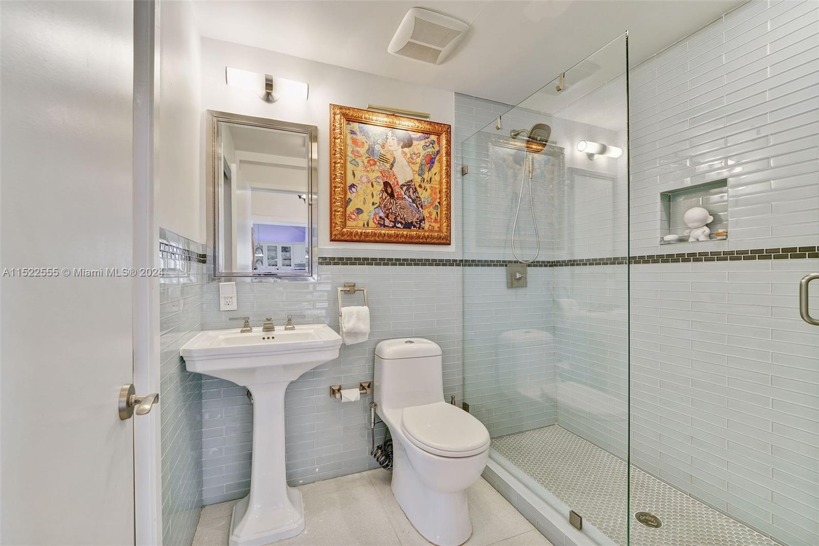 1244 Michigan Ave, Miami Beach, FL, 33139 United States, 5 Bedrooms Bedrooms, ,4 BathroomsBathrooms,Residential,For Sale,Michigan Ave,A11522555