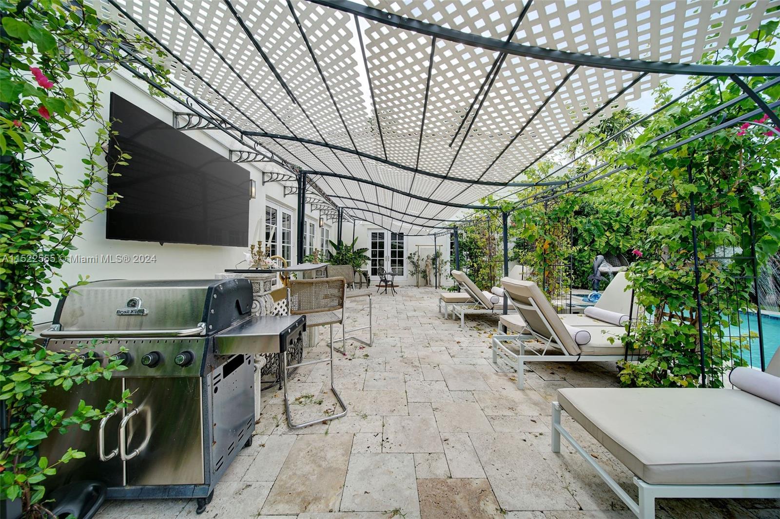 1244 Michigan Ave, Miami Beach, FL, 33139 United States, 5 Bedrooms Bedrooms, ,4 BathroomsBathrooms,Residential,For Sale,Michigan Ave,A11522555