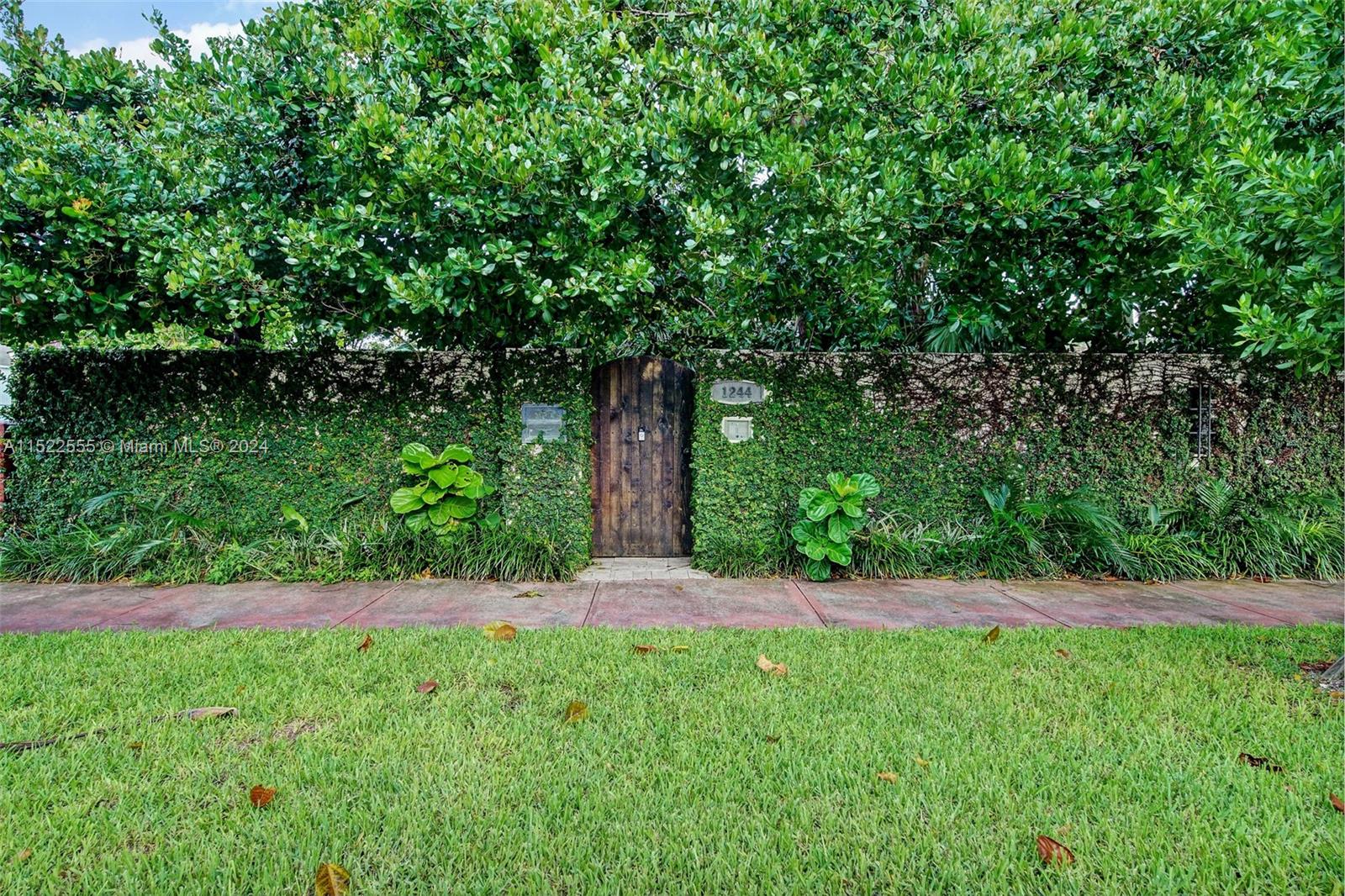 1244 Michigan Ave, Miami Beach, Florida 33139, 5 Bedrooms Bedrooms, ,4 BathroomsBathrooms,Residential,For Sale,1244 Michigan Ave,A11522555