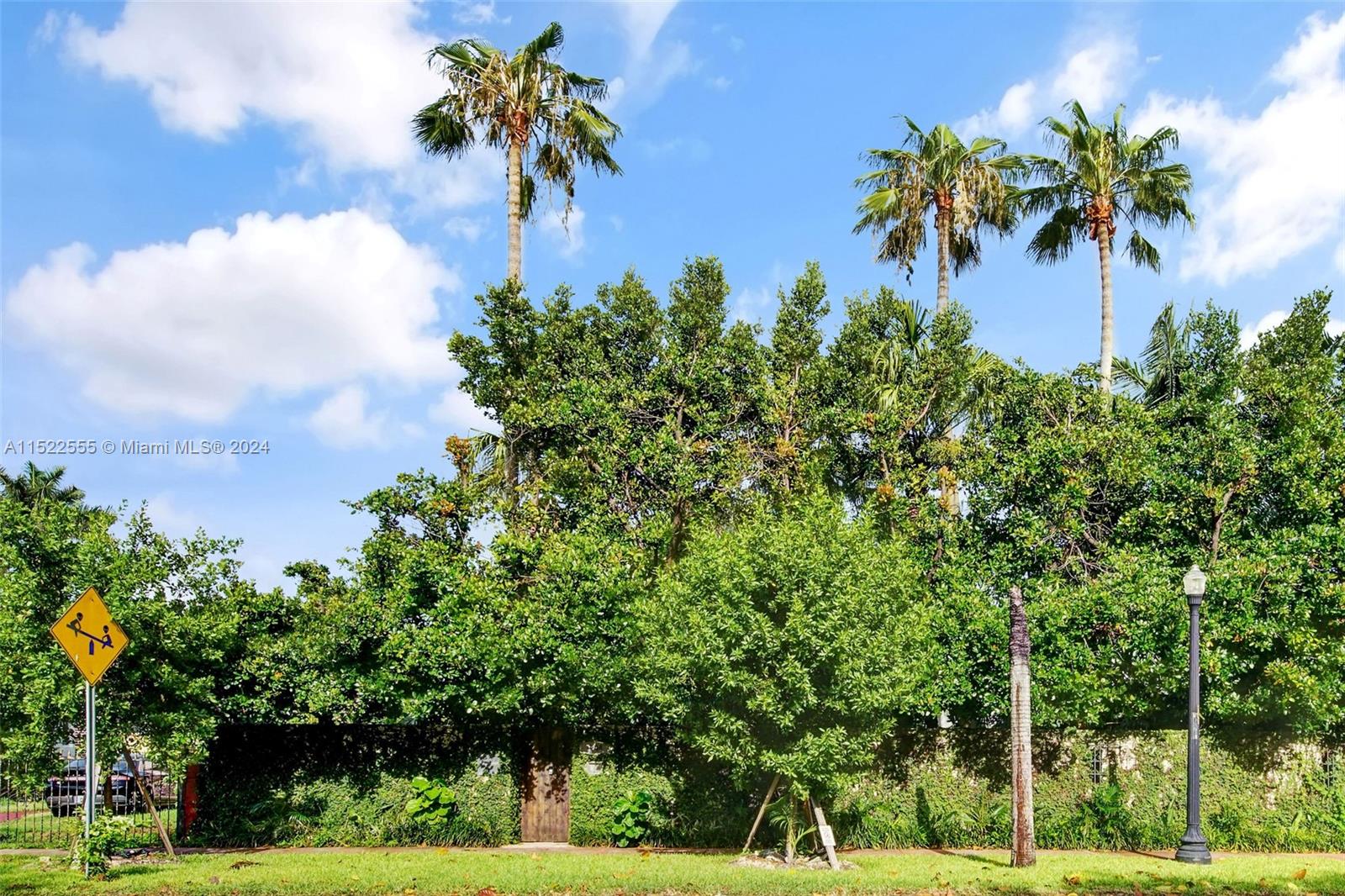 1244 Michigan Ave, Miami Beach, FL, 33139 United States, 5 Bedrooms Bedrooms, ,4 BathroomsBathrooms,Residential,For Sale,Michigan Ave,A11522555