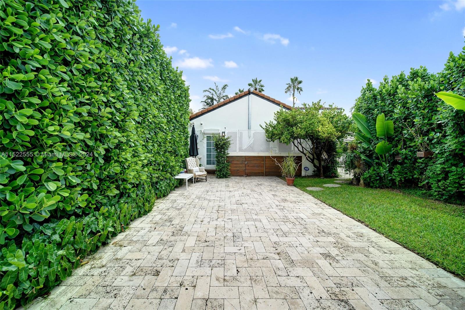 1244 Michigan Ave, Miami Beach, Florida 33139, 5 Bedrooms Bedrooms, ,4 BathroomsBathrooms,Residential,For Sale,1244 Michigan Ave,A11522555