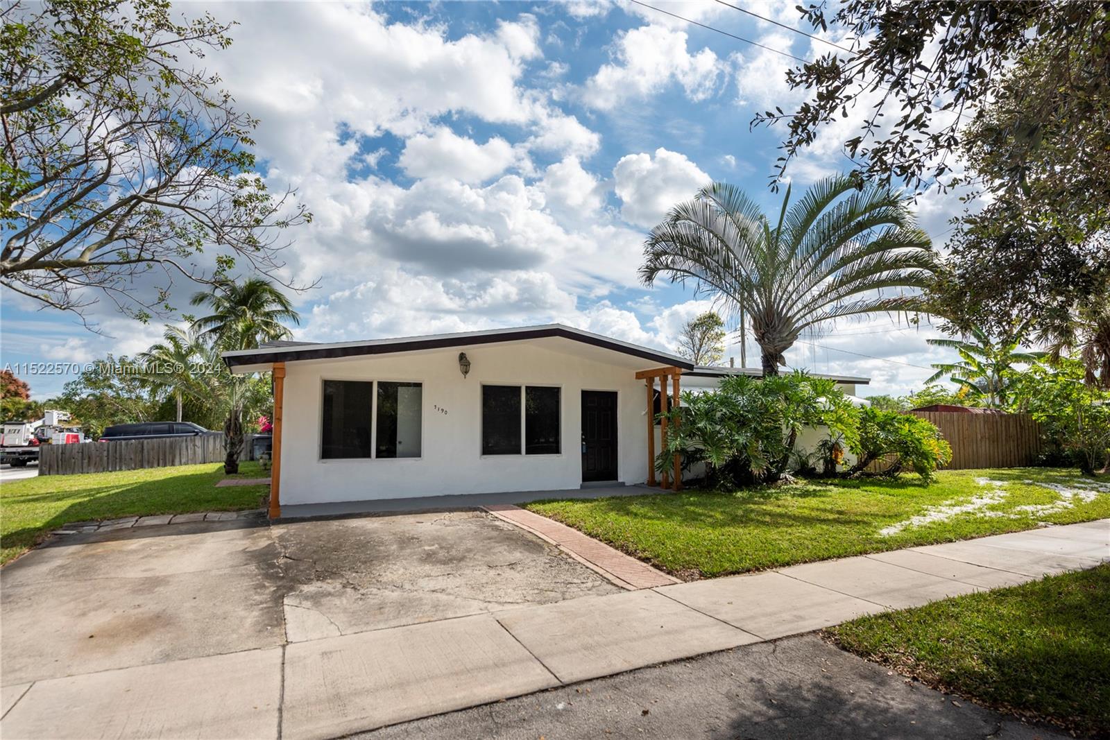 7190 Coolidge St, Hollywood, FL, 33024 United States, 4 Bedrooms Bedrooms, ,1 BathroomBathrooms,Residential,For Sale,Coolidge St,A11522570