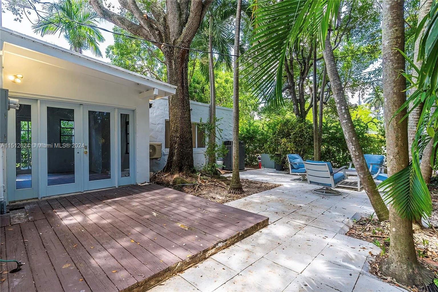 1139 Venetia Ave, Coral Gables, FL, 33134 United States, 4 Bedrooms Bedrooms, ,3 BathroomsBathrooms,Residential,For Sale,Venetia Ave,A11512624