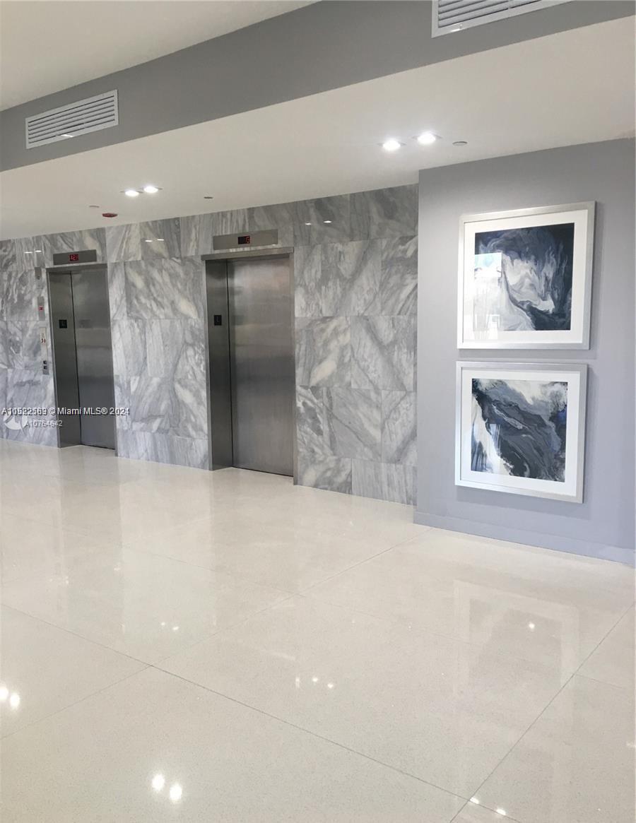 20335 W Country Club Dr 1805, Aventura, Florida 33180, 1 Bedroom Bedrooms, ,1 BathroomBathrooms,Residential,For Sale,20335 W Country Club Dr 1805,A11522583