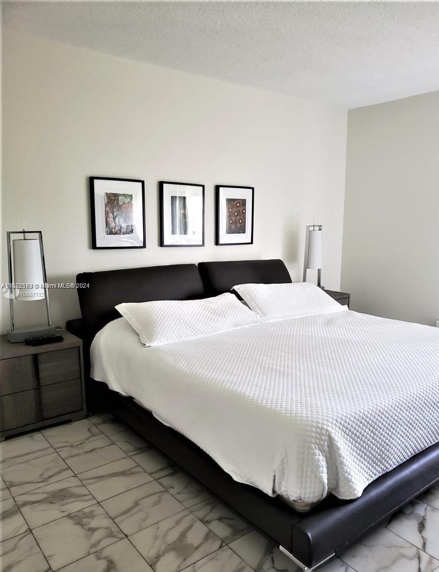 20335 W Country Club Dr 1805, Aventura, Florida 33180, 1 Bedroom Bedrooms, ,1 BathroomBathrooms,Residential,For Sale,20335 W Country Club Dr 1805,A11522583