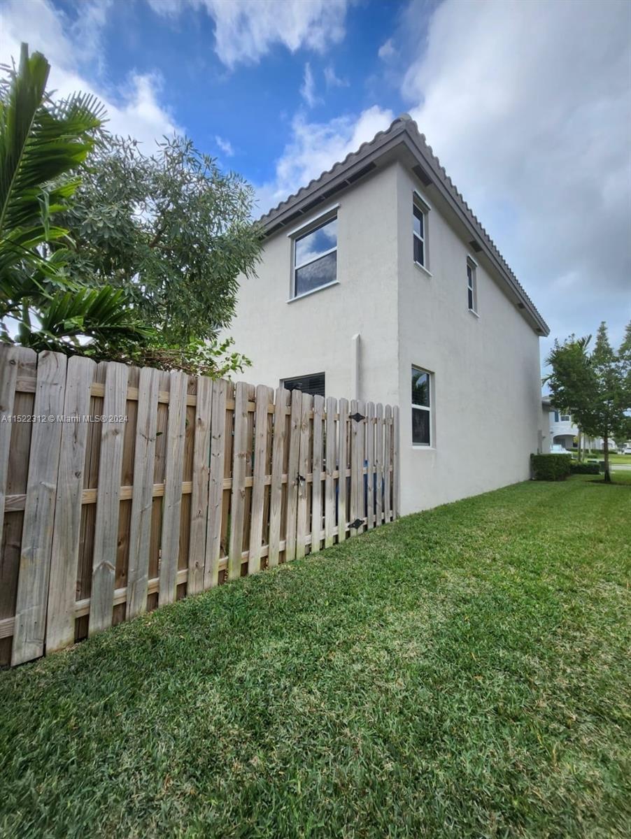 2650 12th St, Homestead, FL, 33035 United States, 4 Bedrooms Bedrooms, ,2 BathroomsBathrooms,Residential,For Sale,12th St,A11522312