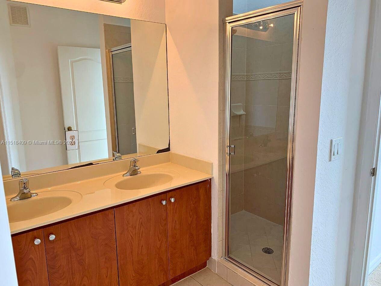 4767 SW 166th Ct, Miami, Florida 33185, 3 Bedrooms Bedrooms, ,2 BathroomsBathrooms,Residential,For Sale,4767 SW 166th Ct,A11518409