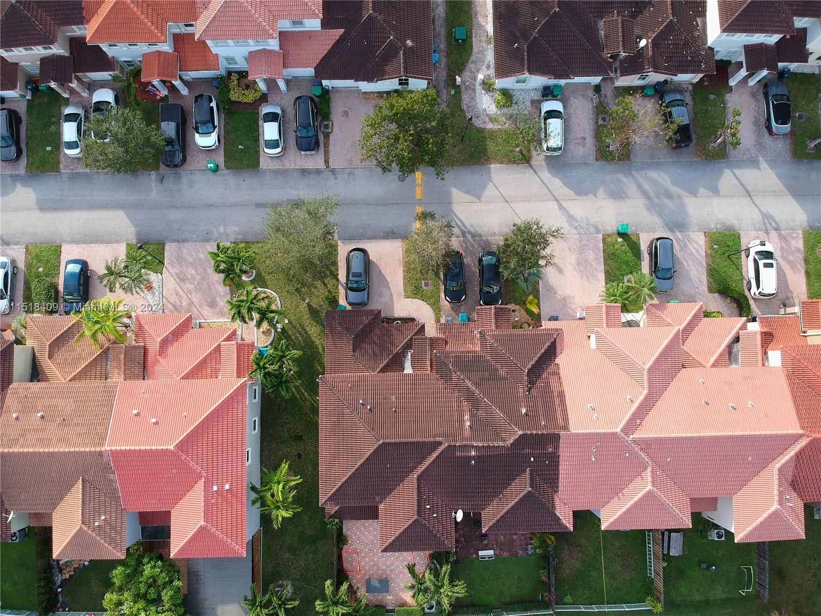 4767 SW 166th Ct, Miami, Florida 33185, 3 Bedrooms Bedrooms, ,2 BathroomsBathrooms,Residential,For Sale,4767 SW 166th Ct,A11518409