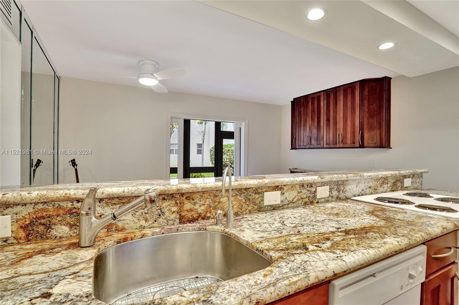 5234 NE 6th Ave A25, Oakland Park, Florida 33334, 3 Bedrooms Bedrooms, ,2 BathroomsBathrooms,Residential,For Sale,5234 NE 6th Ave A25,A11521981