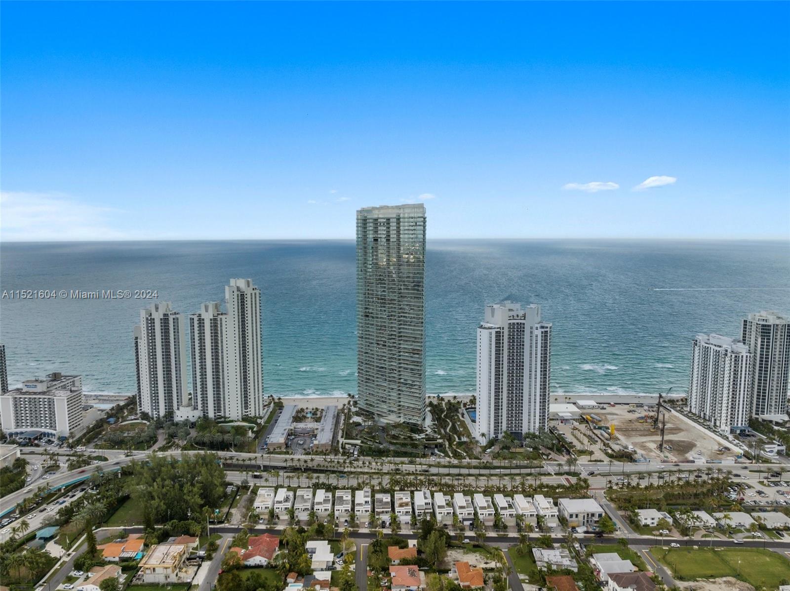 18975 Collins, Sunny Isles Beach, FL, 33160 United States, 3 Bedrooms Bedrooms, ,5 BathroomsBathrooms,Residential,For Sale,Collins,A11521604