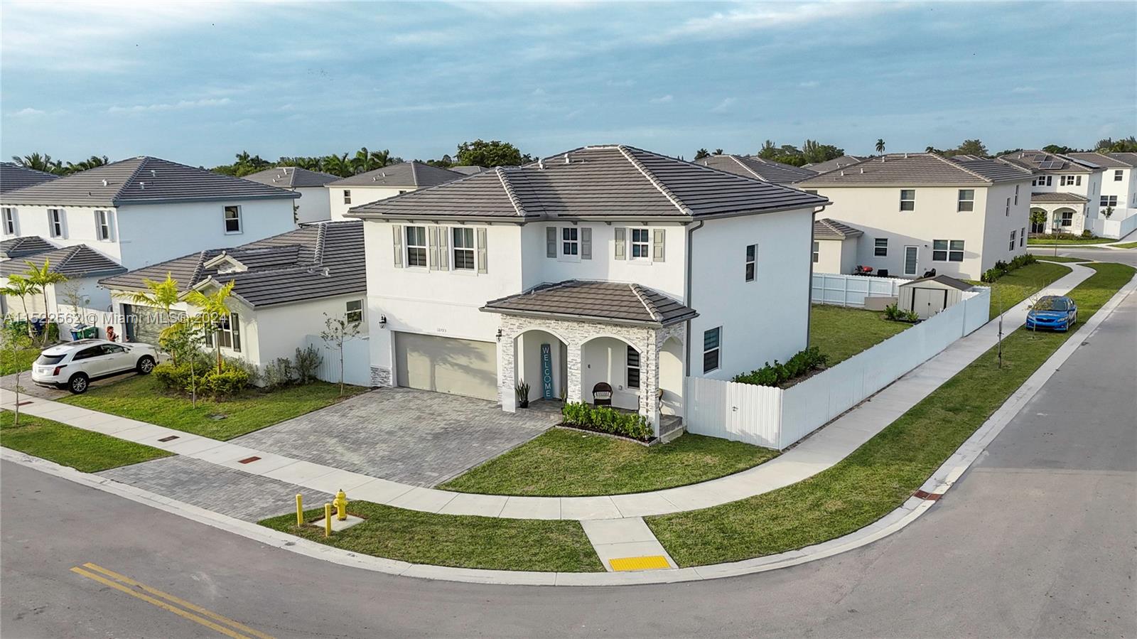 12723 213th St, Miami, FL, 33177 United States, 4 Bedrooms Bedrooms, ,2 BathroomsBathrooms,Residential,For Sale,213th St,A11522562