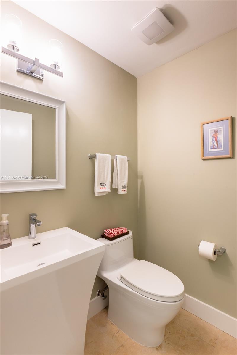 3131 NE 188th St 2-603, Aventura, Florida 33180, 2 Bedrooms Bedrooms, ,2 BathroomsBathrooms,Residentiallease,For Rent,3131 NE 188th St 2-603,A11522734