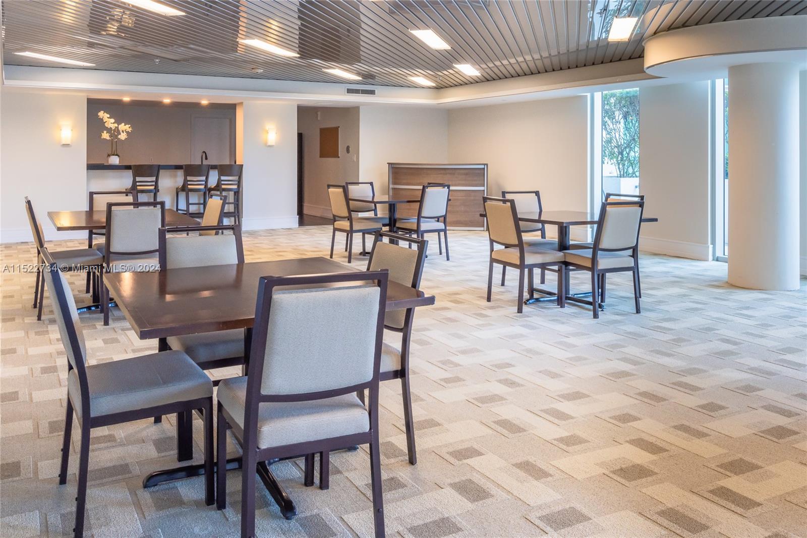 3131 NE 188th St 2-603, Aventura, Florida 33180, 2 Bedrooms Bedrooms, ,2 BathroomsBathrooms,Residentiallease,For Rent,3131 NE 188th St 2-603,A11522734