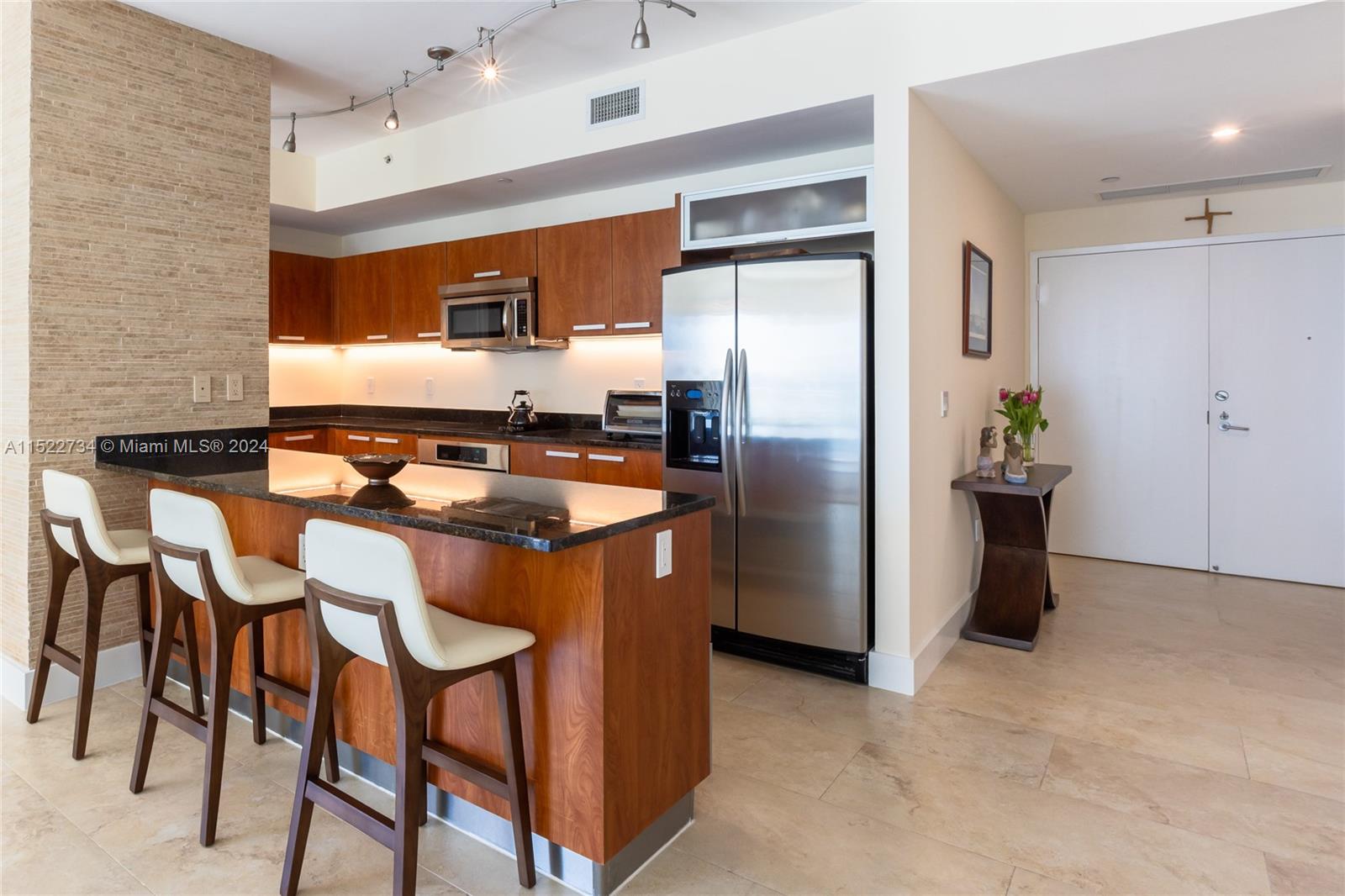 3131 NE 188th St 2-603, Aventura, Florida 33180, 2 Bedrooms Bedrooms, ,2 BathroomsBathrooms,Residentiallease,For Rent,3131 NE 188th St 2-603,A11522734