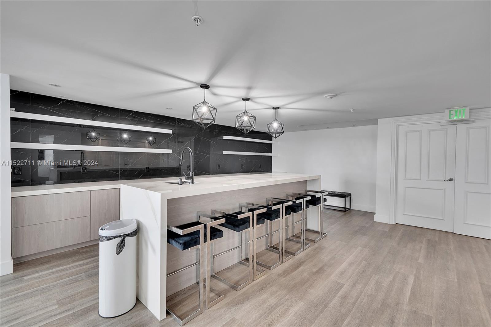 100 N Federal Hwy 1222, Fort Lauderdale, Florida 33301, 2 Bedrooms Bedrooms, ,2 BathroomsBathrooms,Residential,For Sale,100 N Federal Hwy 1222,A11522711