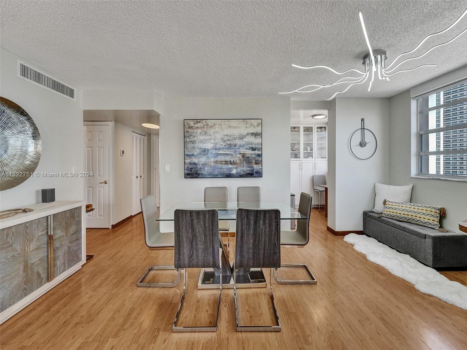 1833 Ocean Dr, Hallandale Beach, FL, 33009 United States, 2 Bedrooms Bedrooms, ,2 BathroomsBathrooms,Residential,For Sale,Ocean Dr,A11522751