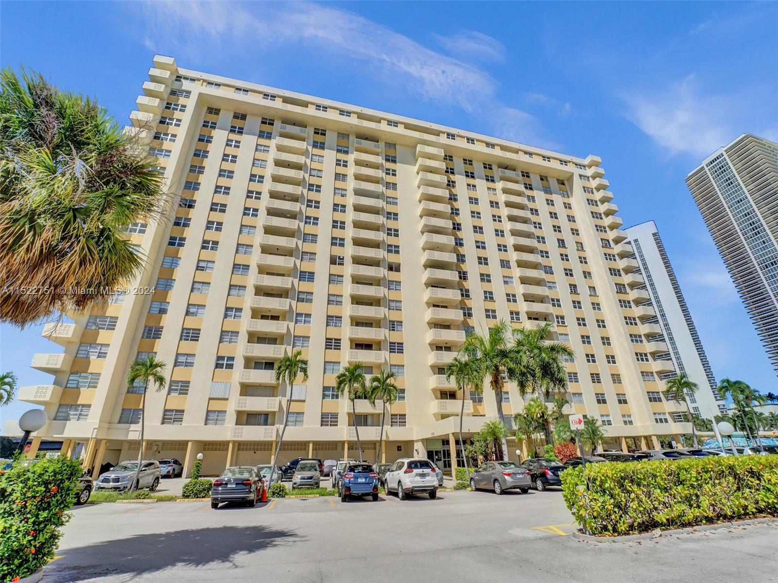 1833 S Ocean Dr 1702, Hallandale Beach, Florida 33009, 2 Bedrooms Bedrooms, ,2 BathroomsBathrooms,Residential,For Sale,1833 S Ocean Dr 1702,A11522751