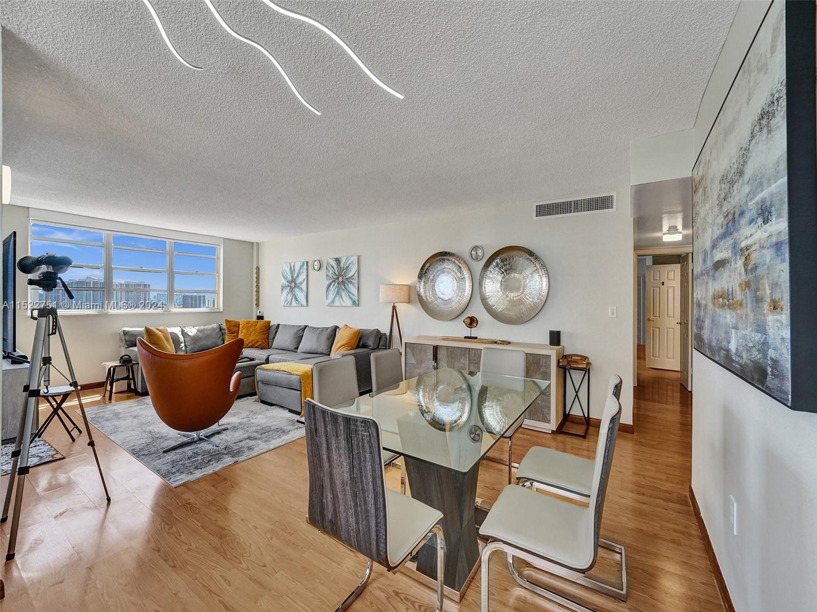 1833 S Ocean Dr 1702, Hallandale Beach, Florida 33009, 2 Bedrooms Bedrooms, ,2 BathroomsBathrooms,Residential,For Sale,1833 S Ocean Dr 1702,A11522751