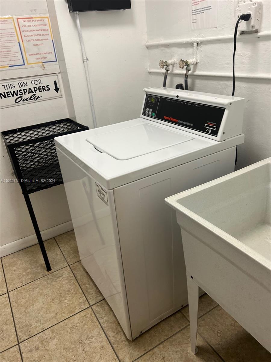 1833 S Ocean Dr 1702, Hallandale Beach, Florida 33009, 2 Bedrooms Bedrooms, ,2 BathroomsBathrooms,Residential,For Sale,1833 S Ocean Dr 1702,A11522751