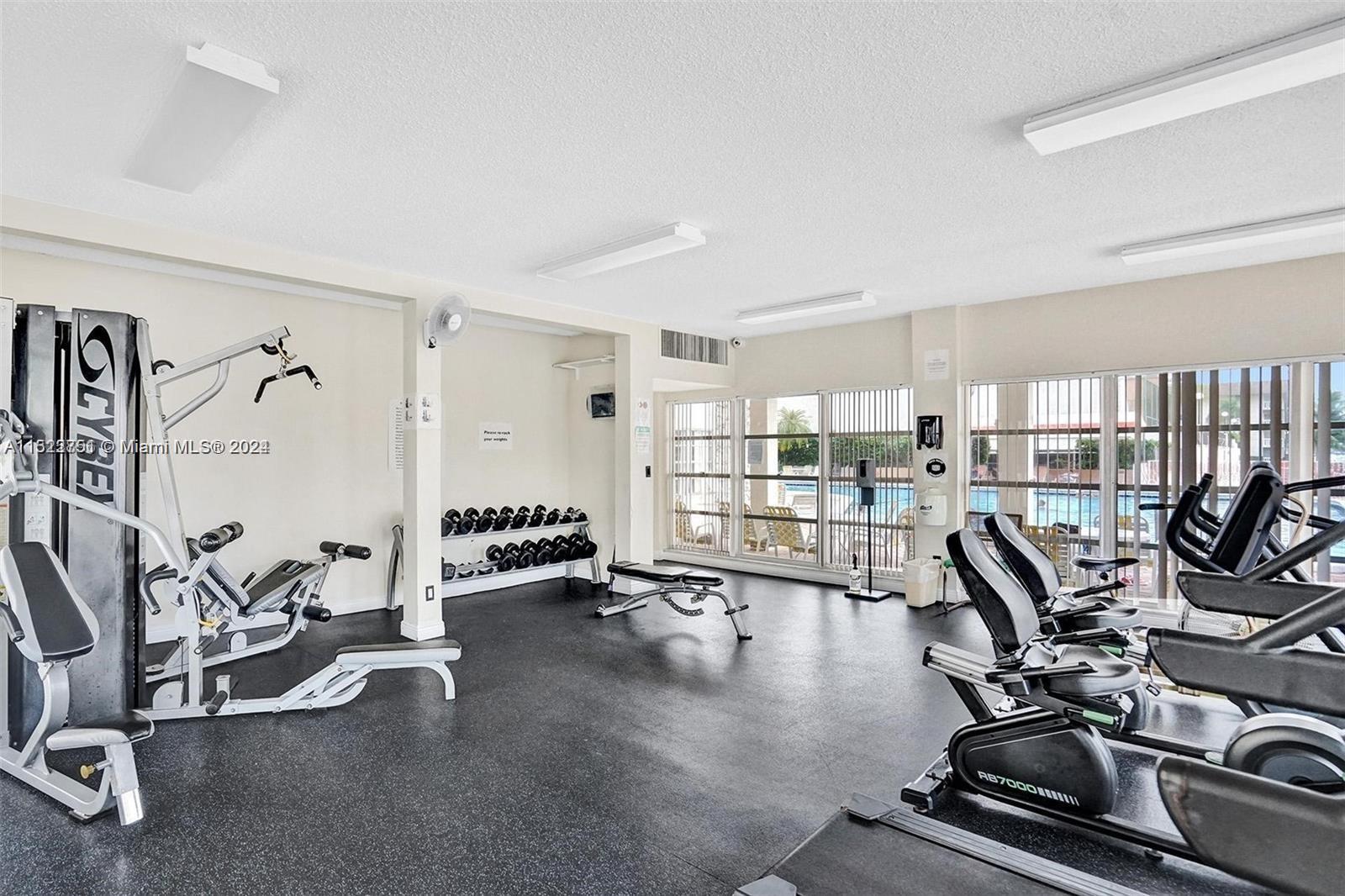 1833 S Ocean Dr 1702, Hallandale Beach, Florida 33009, 2 Bedrooms Bedrooms, ,2 BathroomsBathrooms,Residential,For Sale,1833 S Ocean Dr 1702,A11522751