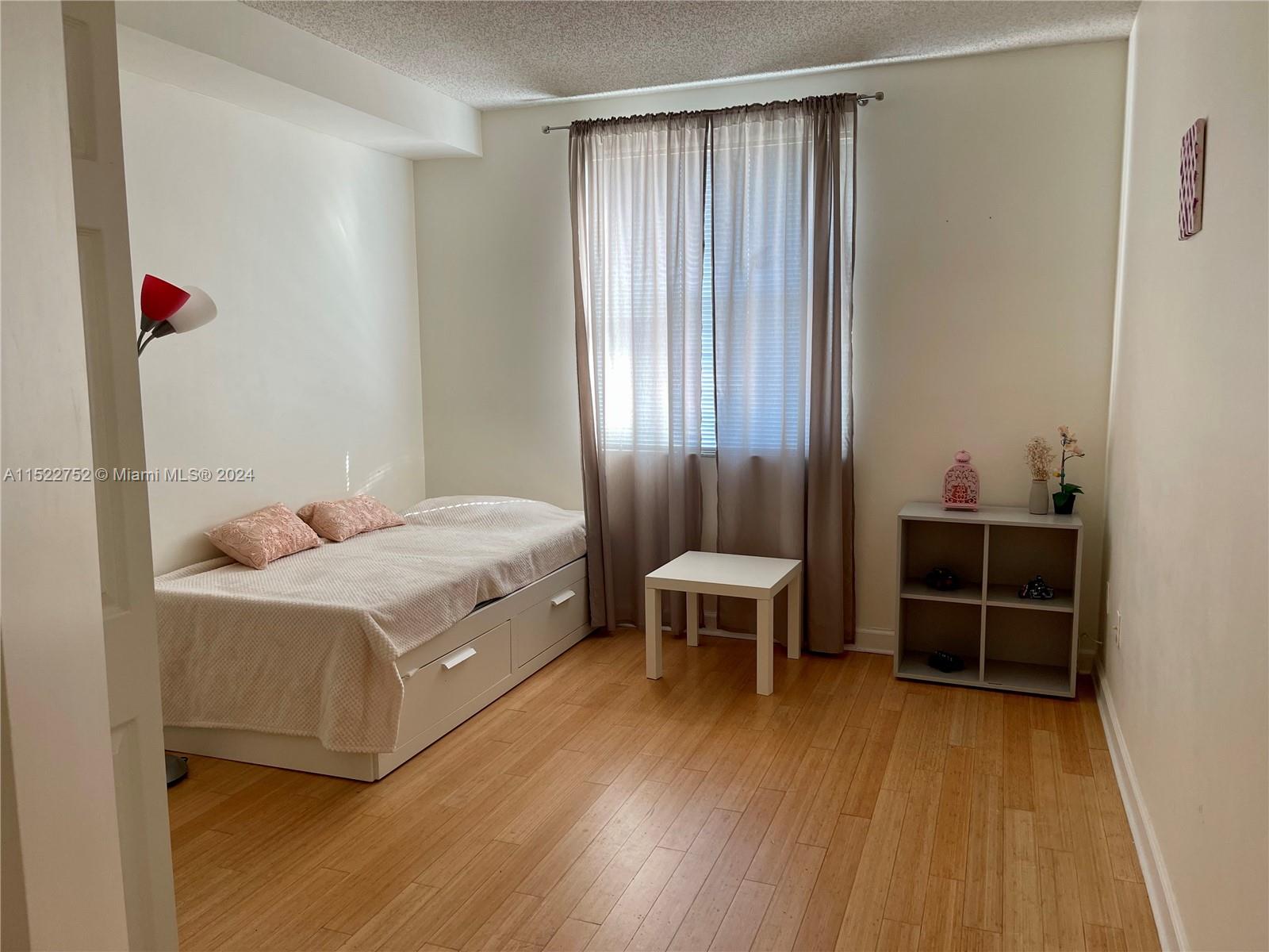 17145 Bay Rd, Sunny Isles Beach, FL, 33160 United States, 2 Bedrooms Bedrooms, ,2 BathroomsBathrooms,Residential,For Sale,Bay Rd,A11522752