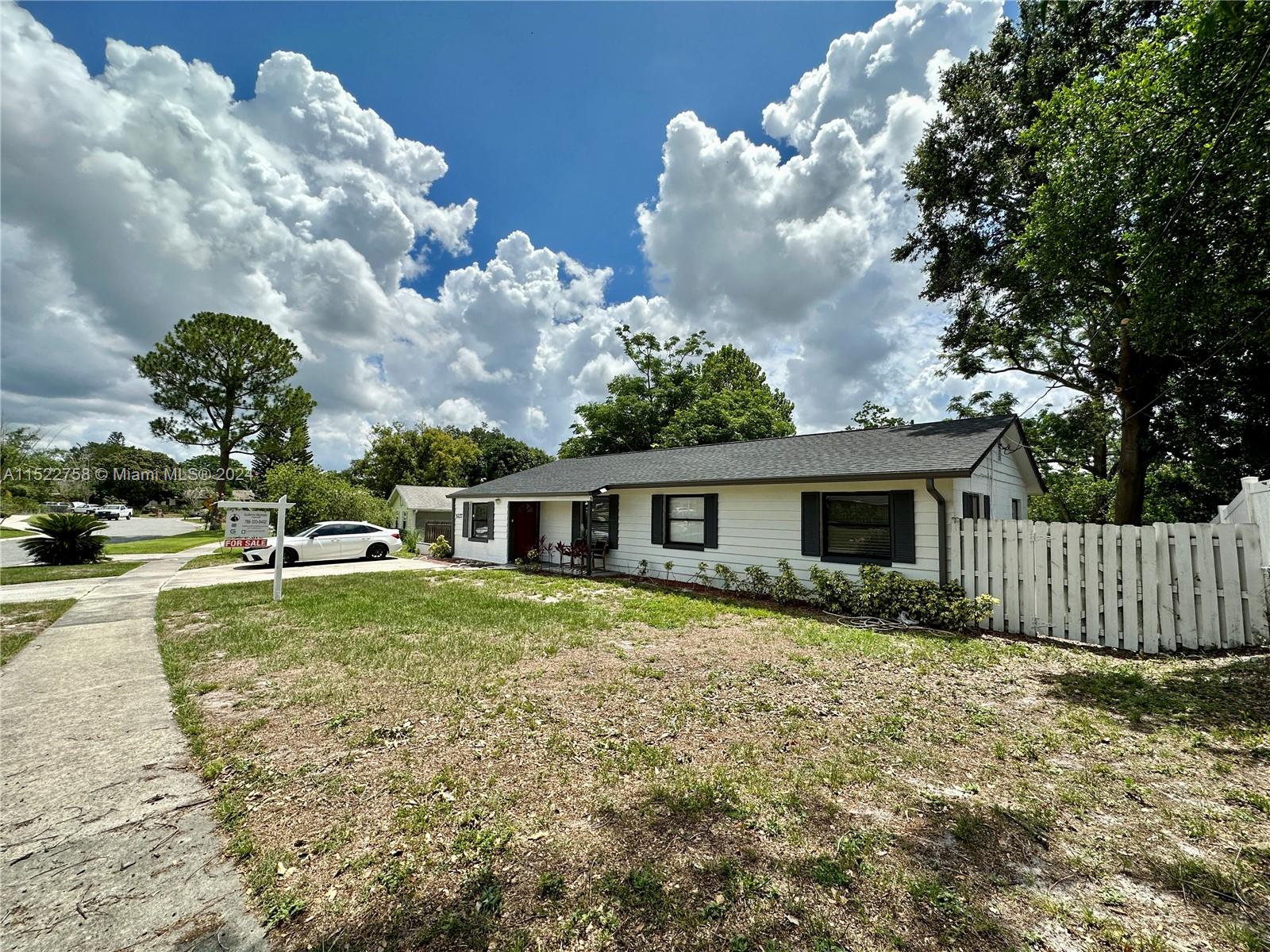 5127 Glasgow Ave, Orlando, FL, 32819 United States, 3 Bedrooms Bedrooms, ,2 BathroomsBathrooms,Residential,For Sale,Glasgow Ave,A11522758