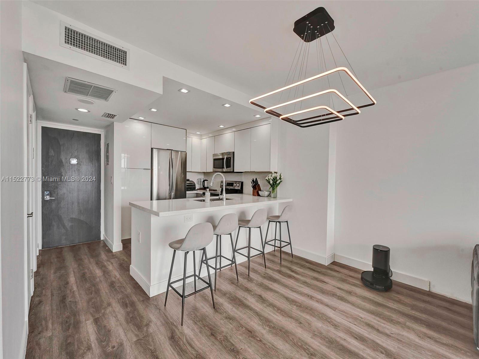 20379 W Country Club Dr 1537, Aventura, Florida 33180, 1 Bedroom Bedrooms, ,1 BathroomBathrooms,Residential,For Sale,20379 W Country Club Dr 1537,A11522773