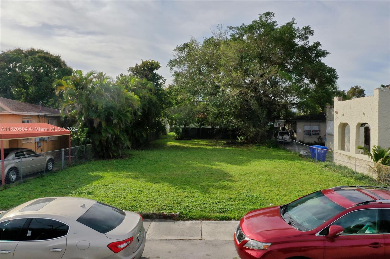 1376 NW 32nd St  For Sale A11520504, FL
