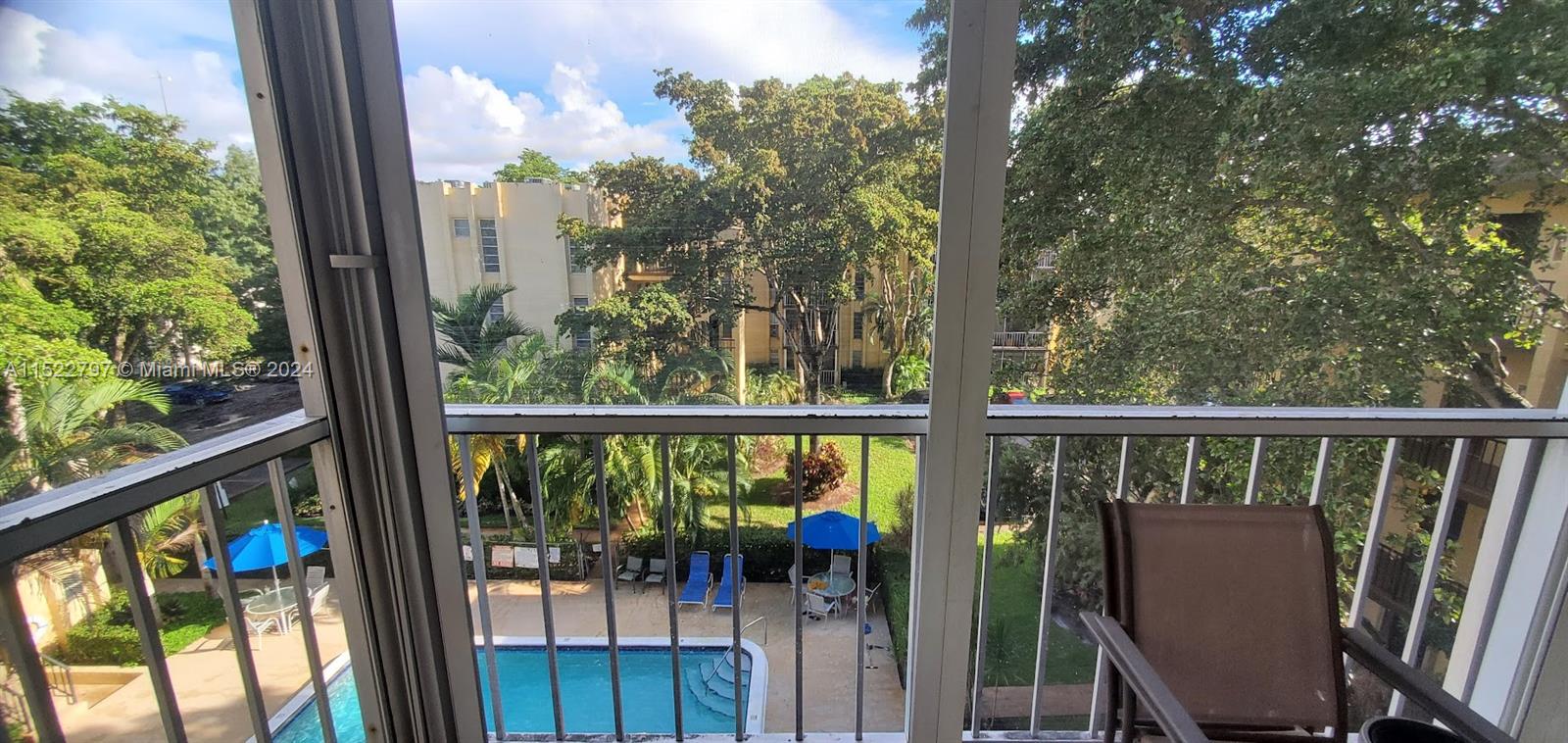 483 Pine Island Rd, Plantation, FL, 33324 United States, 2 Bedrooms Bedrooms, ,2 BathroomsBathrooms,Residential,For Sale,Pine Island Rd,A11522797